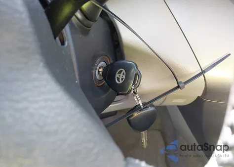 2008 Toyota Rav4 Limited z USA, uszkodzony, nr VIN JTMBD31V886083033